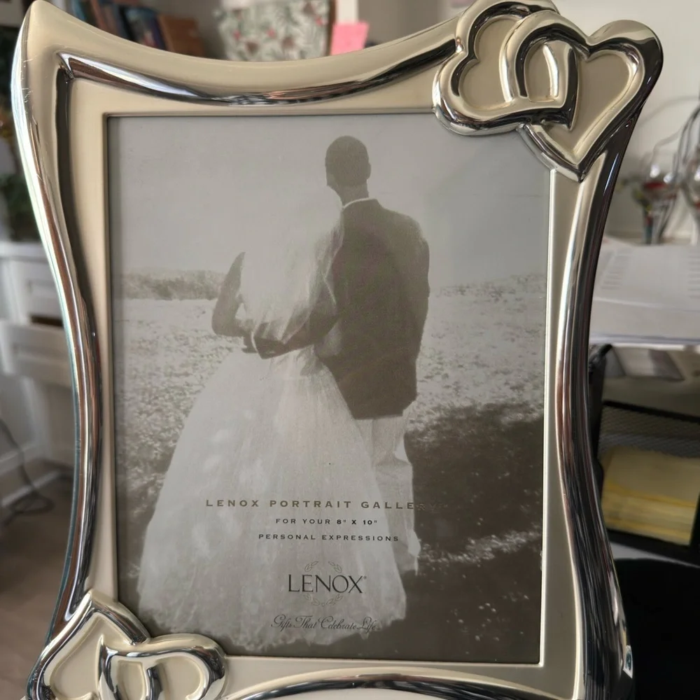 Vintage Lenox Gallery wedding Photo Frame Silver Hearts 8 X 10
